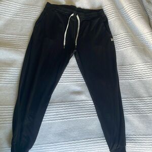 Vuori joggers